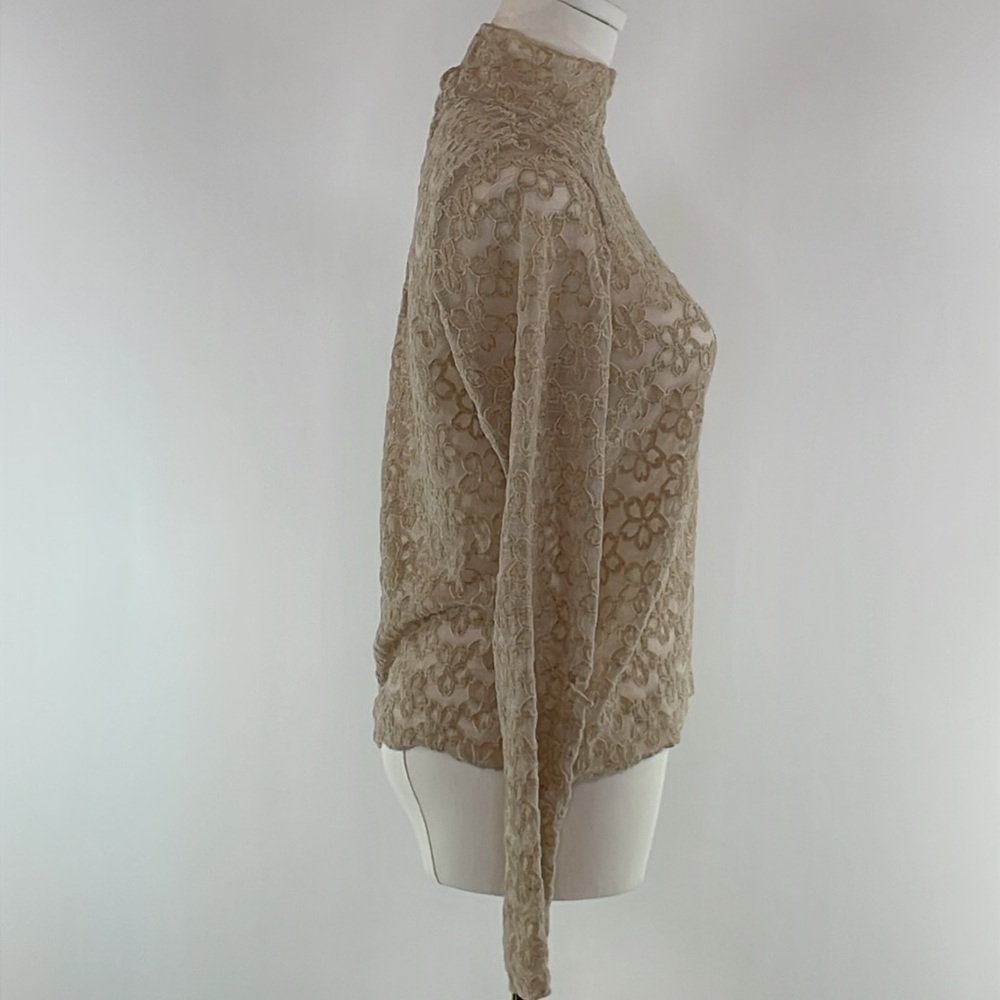 Line + Dot Crossroads Lace Top, M - Picture 8 of 9